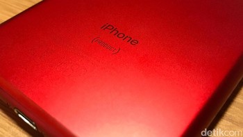 Tertera di bagian bawahnya logo RED Product. Foto: Adi Fida Rahman/detikINET