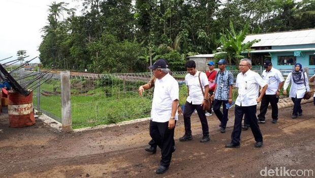 Menteri PUPR Basuki Hadimuljono di Rawa Pening