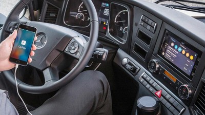 Truk Kini Bisa Terhubung ke Smartphone