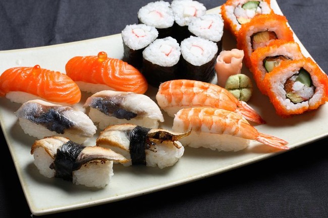 Mau Makan Sushi di Restoran? Kenali Dulu 10 Jenis Sushi Populer Ini (1)