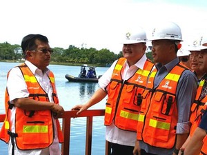 Wapres JK Tinjau Pembangunan LRT dan JSC di Palembang