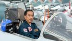 Melihat Aksi Jokowi Naik Jet Tempur, Kapal Perang, hingga Tank