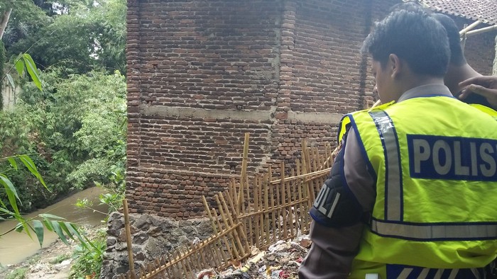Hakim yang Hilang di Serang Ditemukan Tersangkut Sampah di Sungai