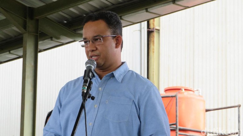 Timses Anies-Sandi Laporkan Bank DKI ke OJK dan Bawaslu Timses Anies-Sandi Laporkan Bank DKI ke OJK dan Bawaslu