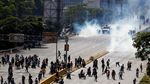 Krisis Venezuela, Ribuan Pendemo Turun ke Jalan