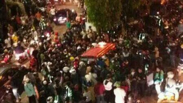 Begini Kepanikan Saat Terjadi Penodongan di Angkot di Jaktim Begini Kepanikan Saat Terjadi Penodongan di Angkot di Jaktim