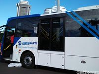 Bus maxi TransJakarta / 