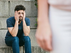 Tidak Tega Meninggalkan Kekasih yang Egois karena Pekerjaannya Bermasalah