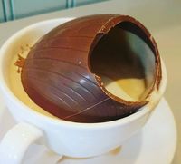 Kopi Juga Bisa Dinikmati dari Dalam Telur Paskah