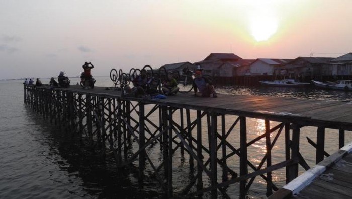 Menghabiskan akhir pekan di Kampung Atas Air Balikpapan