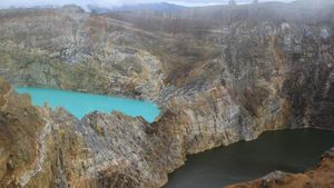Negara Indonesia Punya Keajaiban Alam, Ada Kawah Ijen hingga Danau Kelimutu