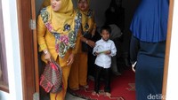 Al Mukhti saat ditemui di rumah duka di kawasan Pondok Kelapa, Jakarta Timur pada Senin (10/4/2017).
