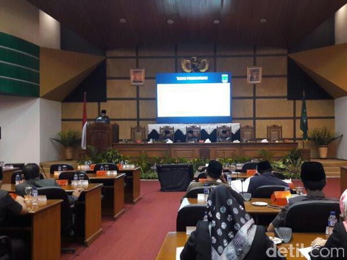 Bupati Pasuruan Maksimalkan Program Pembangunan di Tahun 2016