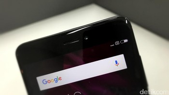 Kamera depannya yang 5 MP. Foto: detikINET/Adi Fida Rahman