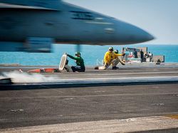 USS Carl Vinson, Kapal Induk AS Penangkal Korea Utara