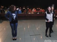 Isyana Sarasvati Belajar 'Tegar' untuk Konser Rossa