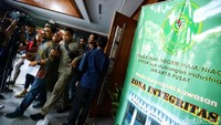 Choel membantu PT GDM untuk mendapatkan pekerjaan proyek di Kemenpora. Pada Mei 2010, Fakhruddin memperkenalkan pemilik PT GDM Herman Prananto dan Nani Ruslie ke Choel Mallarangeng dengan tujuan agar PT GDM menjadi rekanan proyek Kemenpora.