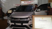 Terios merupakan mobil yang ke-4 juta Daihatsu. Mobil diproduksi pada 7 Mei 2015. Foto: Khairul Imam Ghozali