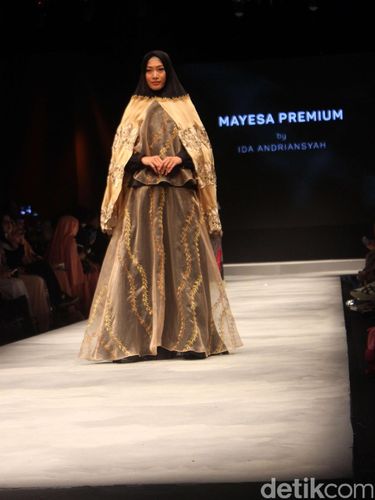  6 Desainer Tampilkan Koleksi 'Inspiring Syar'i' di Muslim Fashion Festival