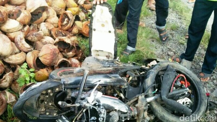 Tabrakan Beruntun di Situbondo, 2 Pengendara Motor Tewas di Tempat