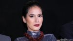 So Shining! Seksinya Pevita Pearce dengan Dress Sequin