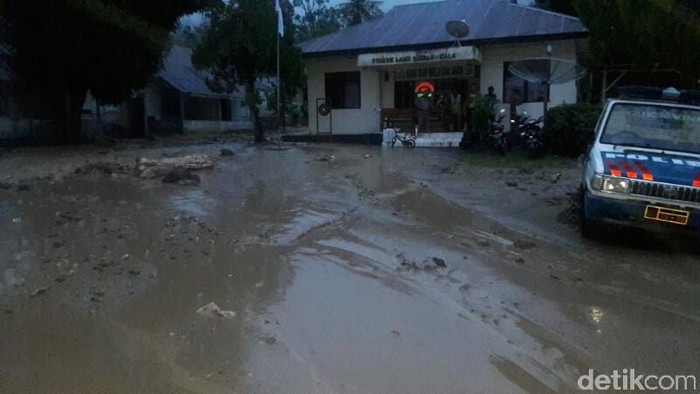 Meski Rumah Rusak, Korban Banjir Aceh Tenggara Enggan Mengungsi
