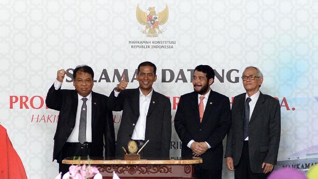 Saldi Mengaku Didoktrin Mahfud MD untuk Daftar Hakim Konstitusi