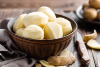 Agar Lebih Cepat Matang, Masak Kentang dengan 4 Cara Ini!