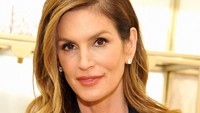 Selain paras cantiknya, Cindy Crawford ternyata memiliki IQ yang tinggi yakni 154. John Sciulli/Getty Images for Jimmy Choo/detikFoto.