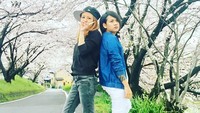 Dalam akun instagramnya, Evelyn nampak sangat senang bertemu dengan teman-temannya. Dok. Instagram/ev0124