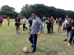 Djarot Janji Percantik Masjid Luar Batang untuk Wisata Religi