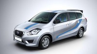 Bagian eksteriornya disematkan grafis berwarna biru dan abu-abu di seluruh bagian mobil, atap, dan juga emblem ulang tahun. Spoiler belakang hitam lebih besar.