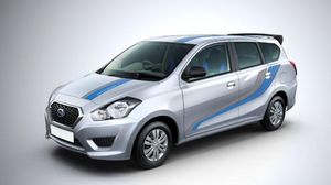Datsun Edisi Khusus Ulang Tahun, Ada Ambient Light