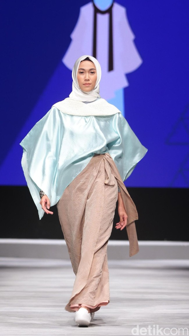 Koleksi DAUKY Fashion Hijab di Muslim Fashion Festival 2017. Jakarta Convention Center. Senayan. Jakarta. [Foto: Mohammad Abduh/Wolipop]