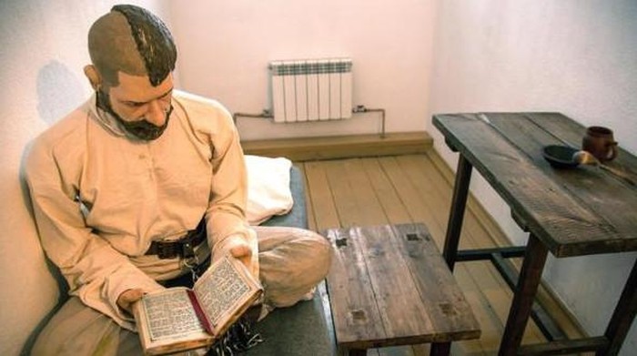 Berani? Wisata Keliling Penjara Sadis Rusia