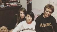 Mendekatkan diri kepada ibunda yang tinggal di Jepang diharapkan bisa membuatnya lebih tenang. Dok. Instagram/masayukip