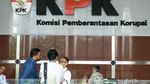 Novel Diteror Air Keras, Sejumlah Tokoh Datangi KPK