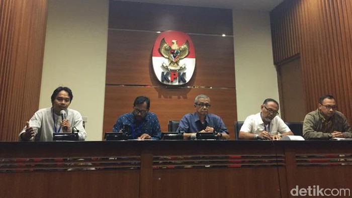 Busyro Muqoddas: Kita Tunggu Kiprah Jokowi Usut Kasus Novel