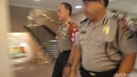 Ketua KPK dan Kapolda Metro Jaya Jenguk Novel Baswedan di RS
