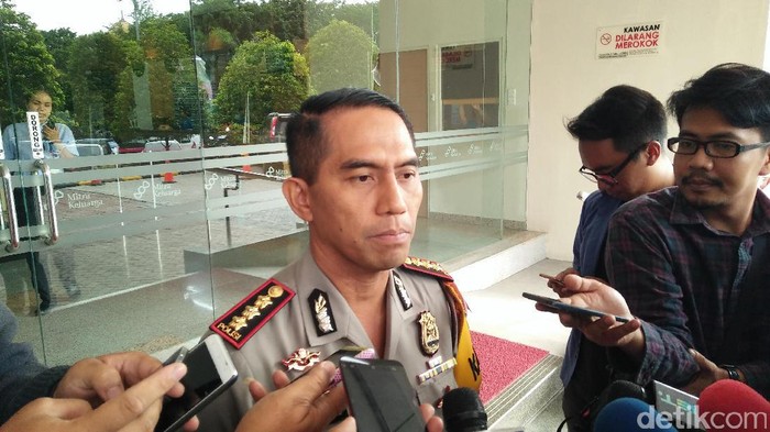 Polisi akan Periksa 4 Saksi Terkait Penyiraman Air Keras ke Novel