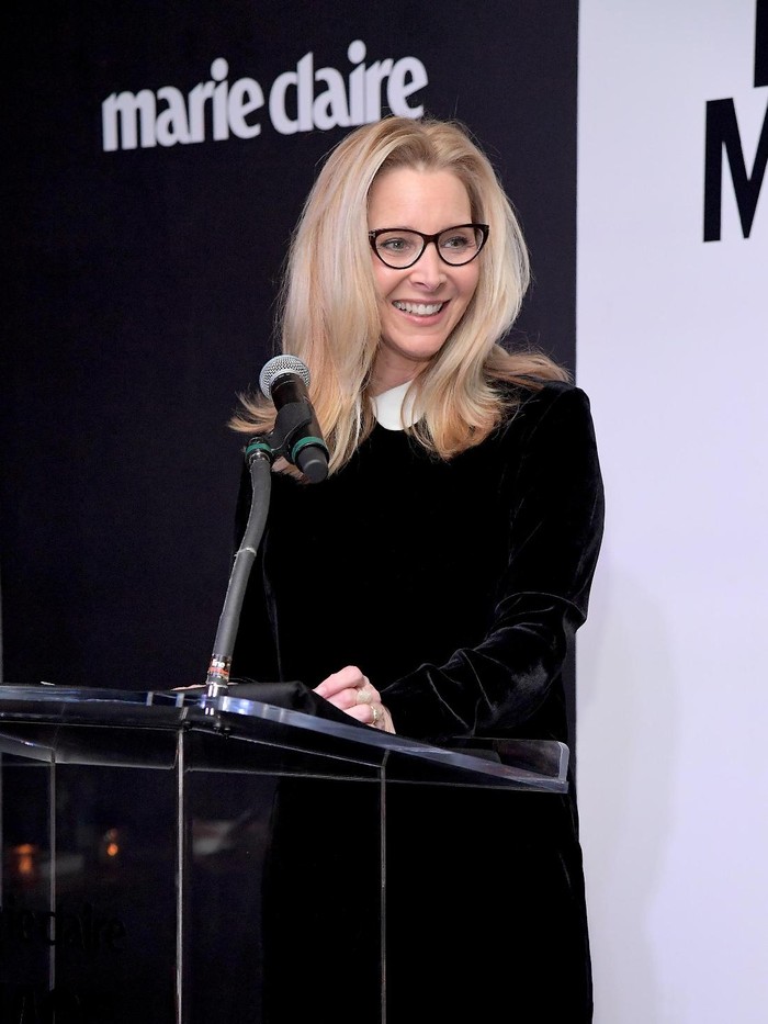 WEST HOLLYWOOD, CA - JANUARY 10: Actress Lisa Kudrow speaks onstage during Marie Claires Image Maker Awards 2017 at Catch LA on January 10, 2017 in West Hollywood, California. (Photo by Charley Gallay/Getty Images for Marie Claire)