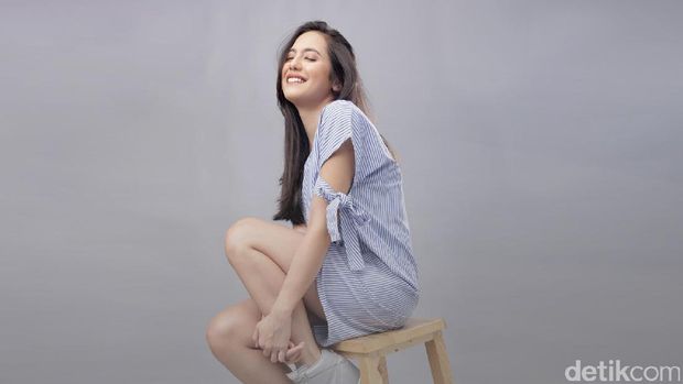 Pevita Pearce 