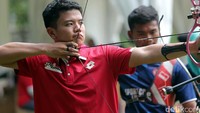 Sejumlah atlet memaklumi telatnya gaji yang dia terima dari pemerintah. Dia berharap ke depan bisa lebih baik lagi.