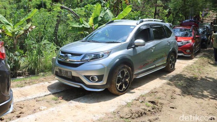 Honda Belum Berniat Permak BR-V