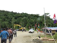 Perbatasan RI-Papua Nugini Terlistriki 24 Jam Mulai 2018