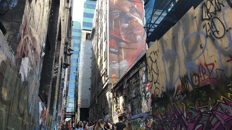 Ilustrasi sebuah gang Instagramable di Melbourne, Australia (Foto: Istimewa/Kautsar Rayzaman Wiharto) Ilustrasi sebuah gang Instagramable di Melbourne, Australia (Foto: Istimewa/Kautsar Rayzaman Wiharto)
