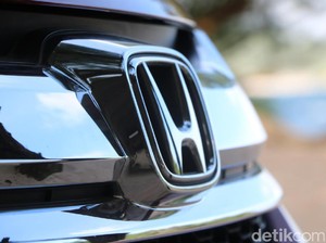 Putri Patricia Curhat Servis Radio Mobil Diganti Komponen Bekas, Honda Buka Suara