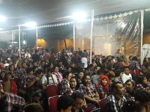 Sorakan di Nobar NasDem: Oke Oce, Oke Oce, Wooooo!