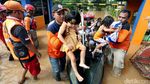 Banjir, Warga Perumahan Bumi Nasio Jatiasih Dievakuasi