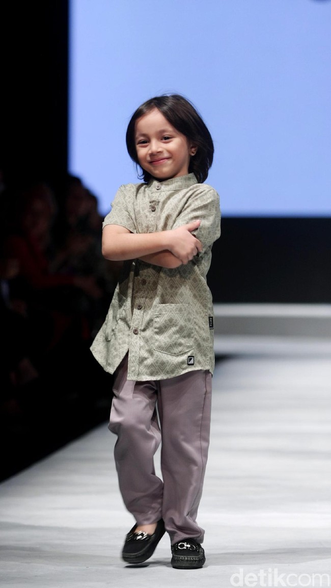 Koleksi Elzatta Hijab di Muslim Fashion Festival 2017. Jakarta Convention Center. Senayan. Jakarta. [Foto: Mohammad Abduh/Wolipop]